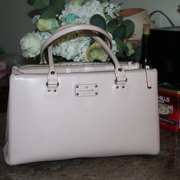 Kate Spade New York large pink leather tote with compartements EUC - Picture 2 of 16